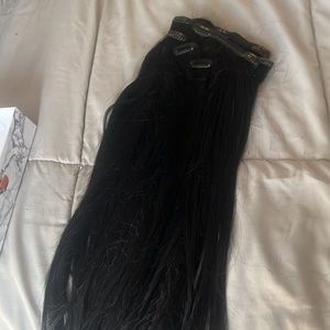 Jet Black - - 20” 200Gram USED Bellami Clip in Extensions